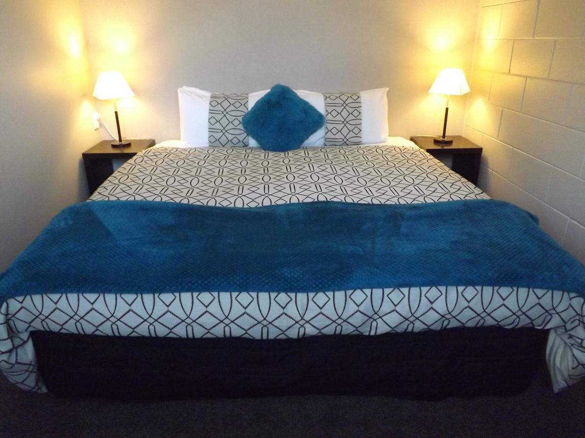 Amble In Motel Stratford Bagian luar foto